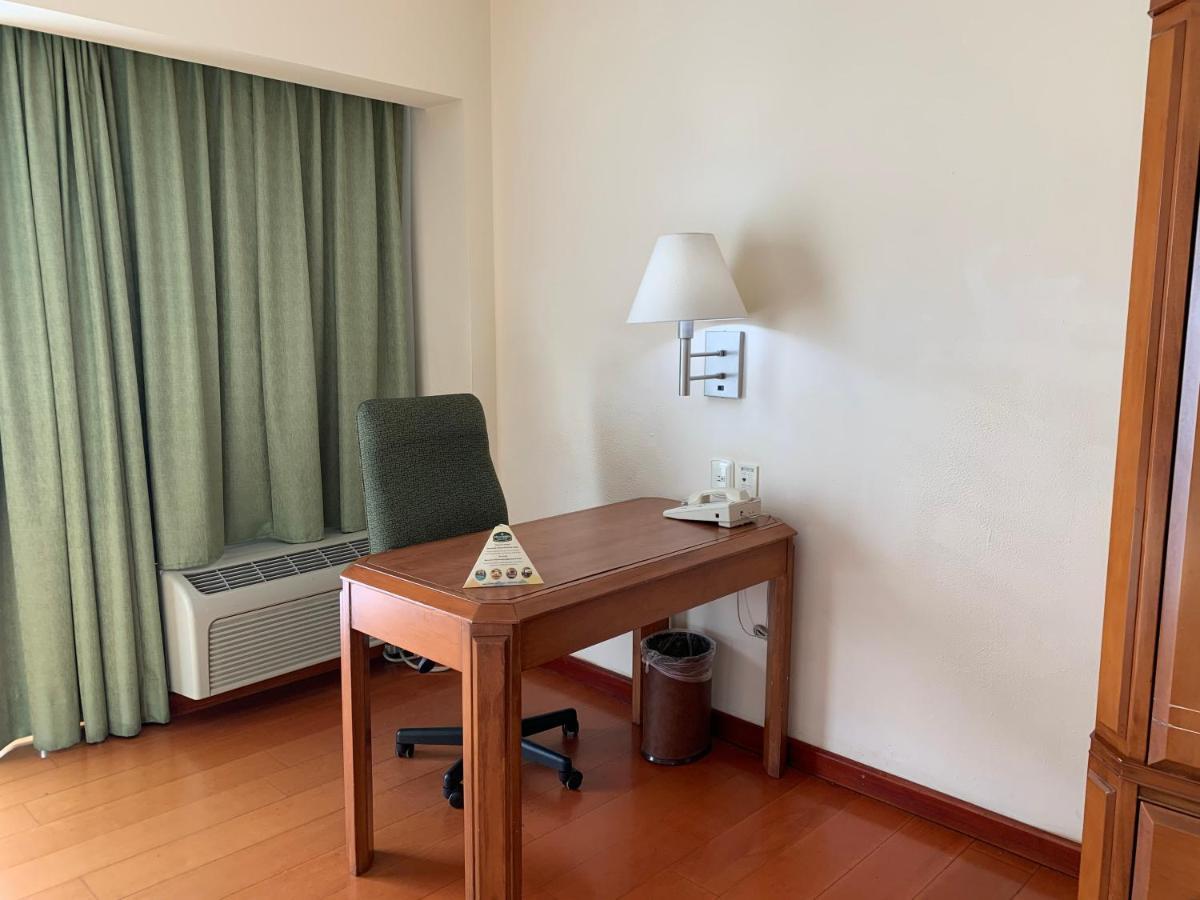 Hotel Villa Florida Пуебла Екстер'єр фото