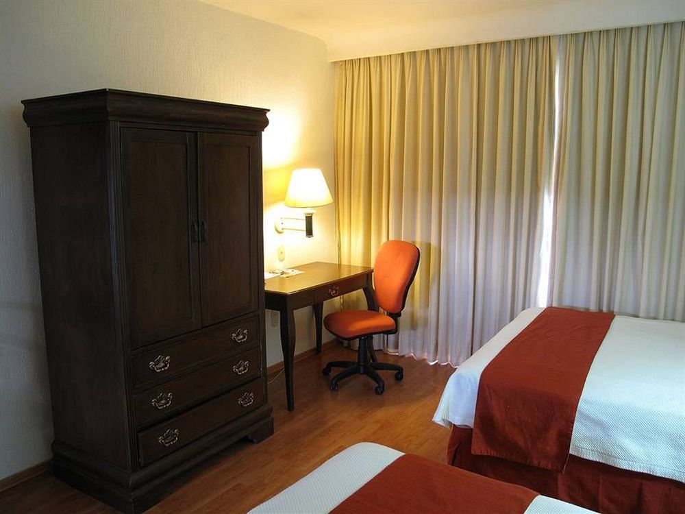 Hotel Villa Florida Пуебла Екстер'єр фото